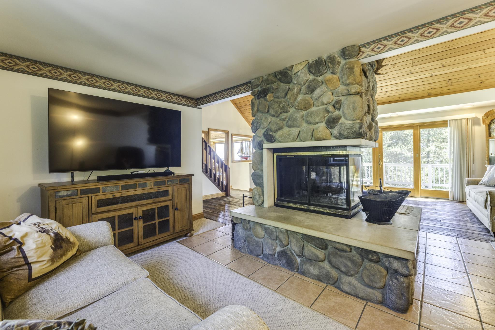 3388 North Lakeshore Road Deckerville, MI 48427 - Photo 22 of 82