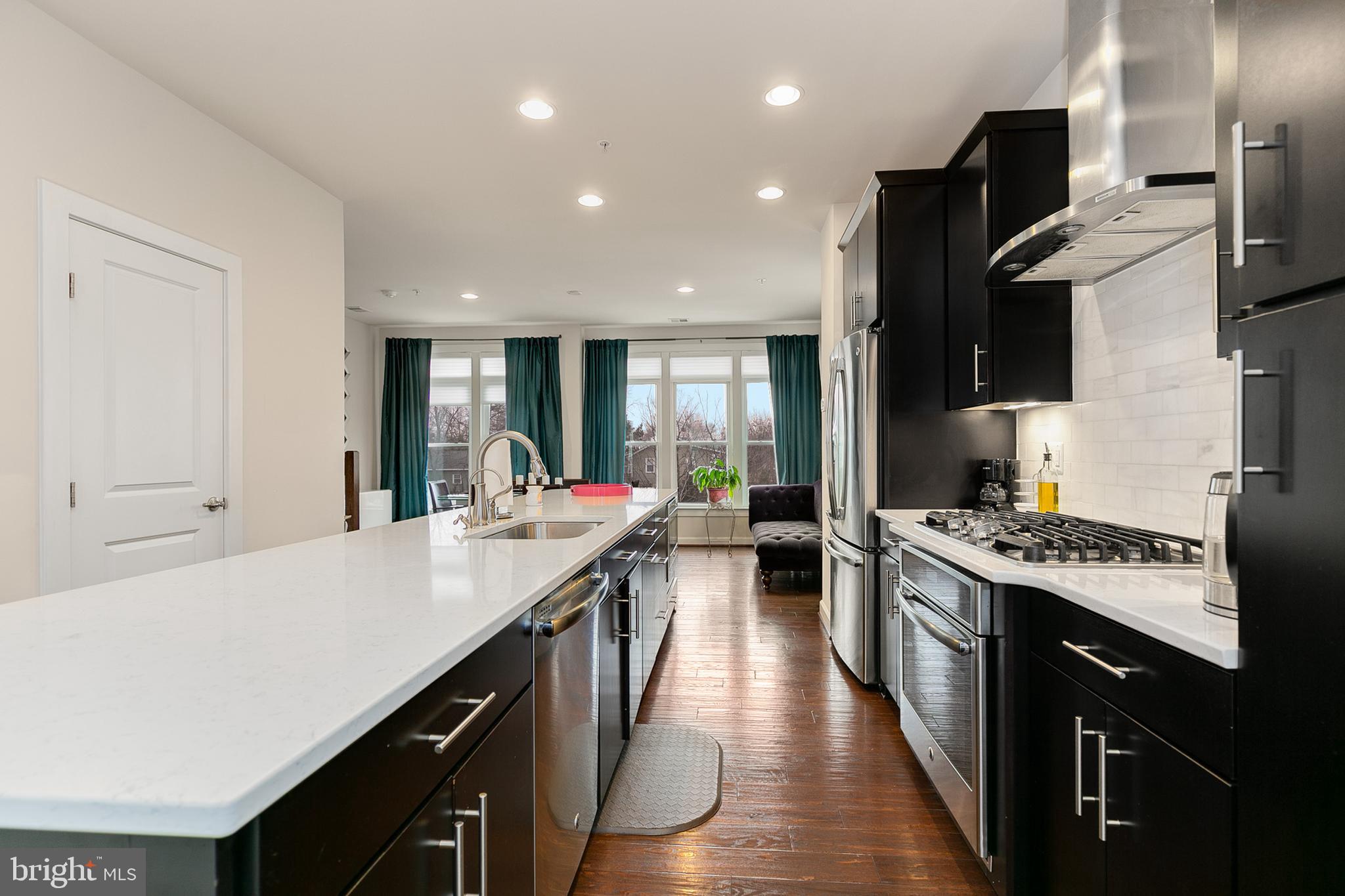1148 South Glebe Road Arlington, VA 22204 - Photo 16 of 44
