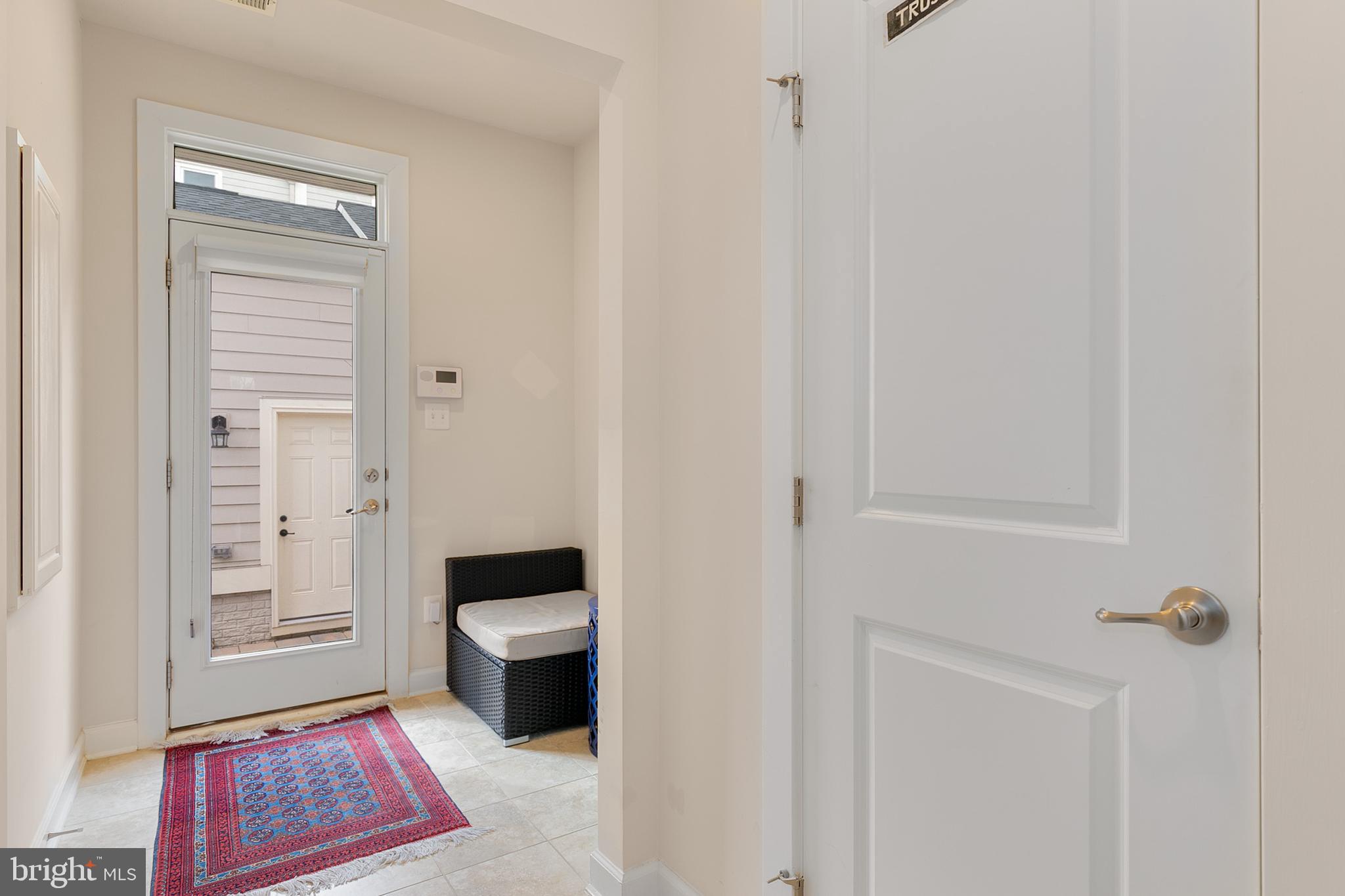 1148 South Glebe Road Arlington, VA 22204 - Photo 9 of 44