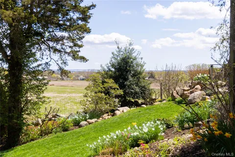 $2,200,000 | 255 South View Drive, Orient, NY 11957