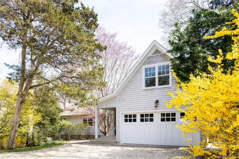 $2,200,000 | 255 South View Drive, Orient, NY 11957