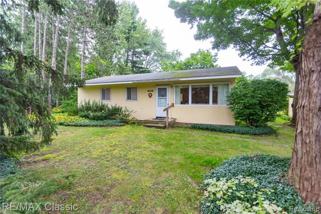 17888 Beck Road Northville, MI 48168 - Photo 1 of 31
