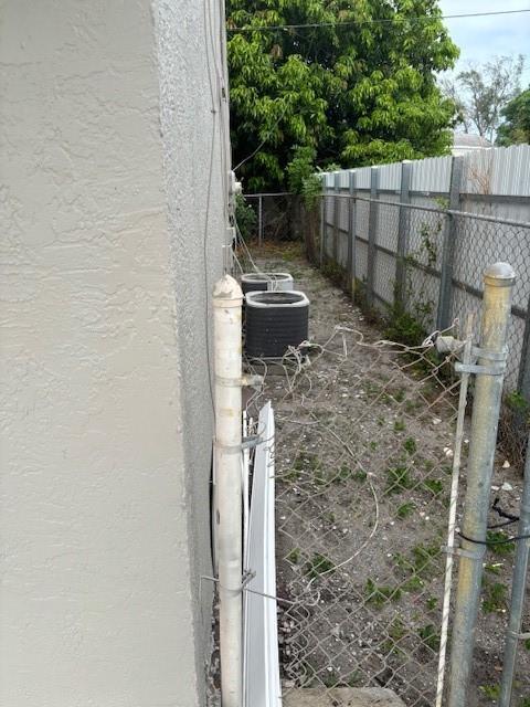 1260 Dr Martin Luther King Jr Boulevard Riviera Beach, FL 33404 - Photo 14 of 15