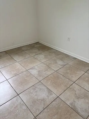 $1,800 | 1260 Dr Martin Luther King Jr Boulevard, Riviera Beach, FL 33404