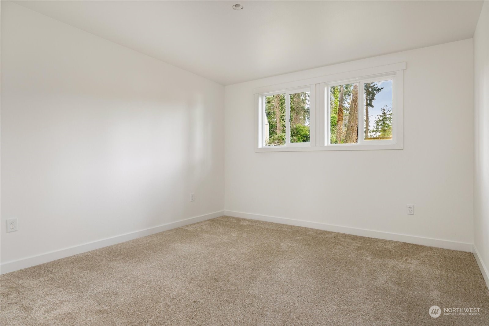 1096 View Ridge Drive Oak Harbor, WA 98277 - Photo 20 of 27 Gallery Image 20