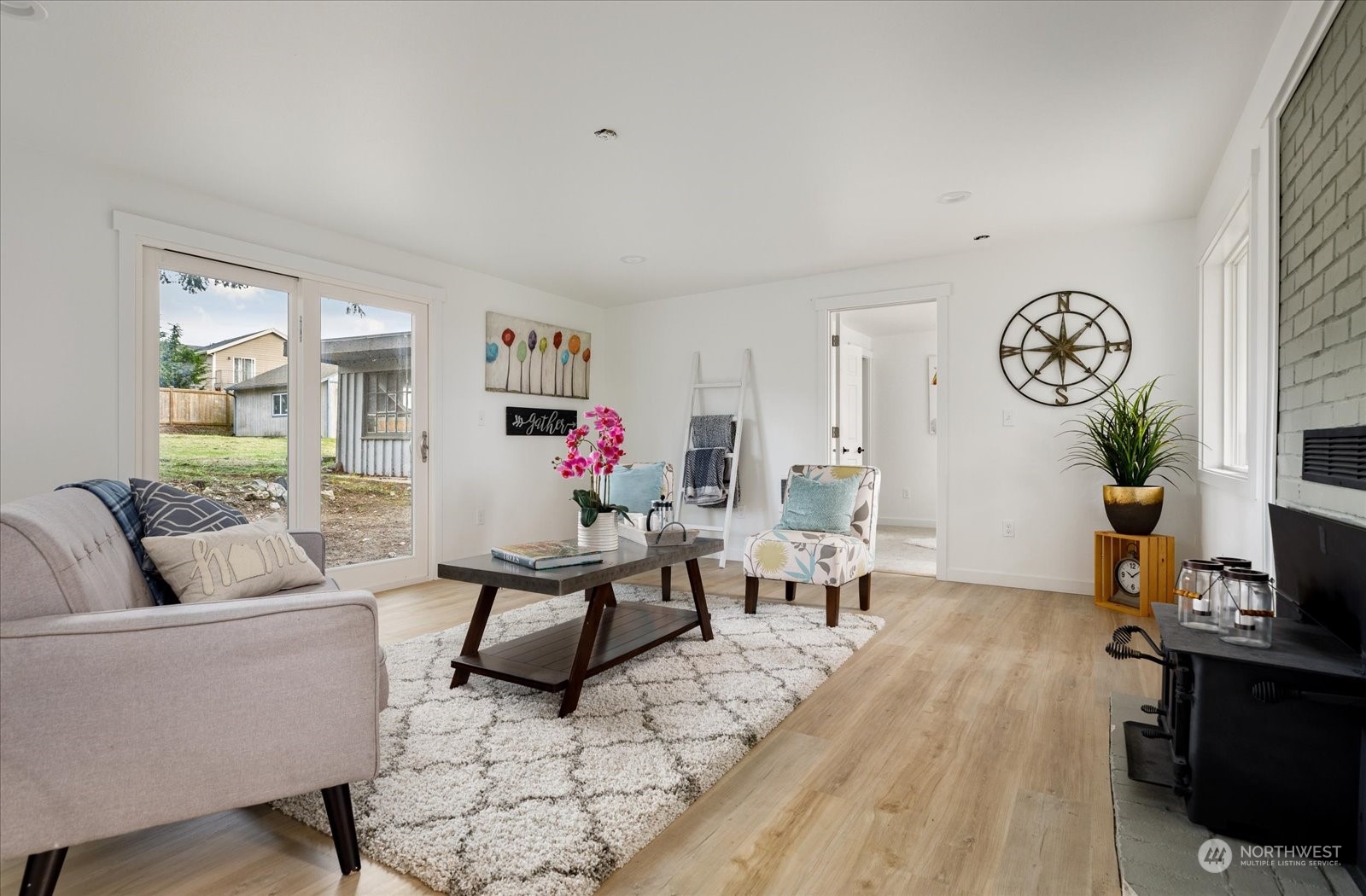 1096 View Ridge Drive Oak Harbor, WA 98277 - Photo 5 of 27 Gallery Image 5