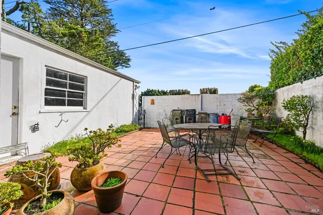 $1,799,000 | 102 Cloud View Road, Sausalito, CA 94965