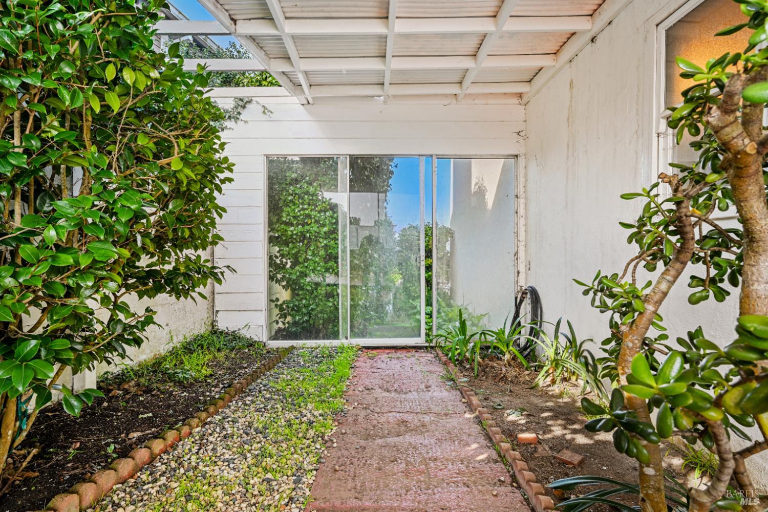 102 Cloud View Road Sausalito, CA 94965 - Photo 32 of 51