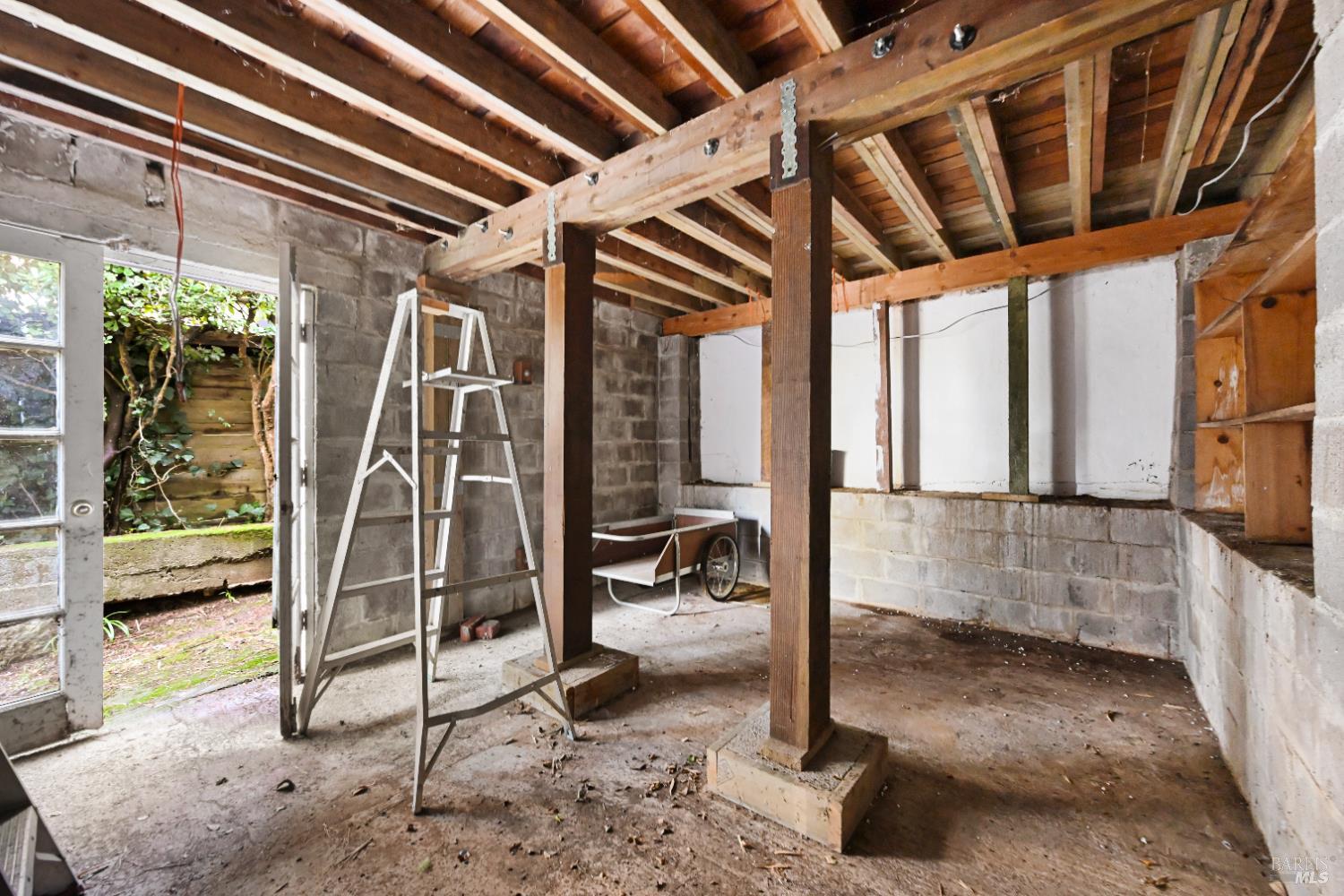 102 Cloud View Road Sausalito, CA 94965 - Photo 34 of 51