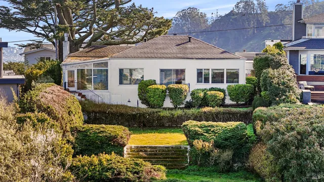 $1,799,000 | 102 Cloud View Road, Sausalito, CA 94965