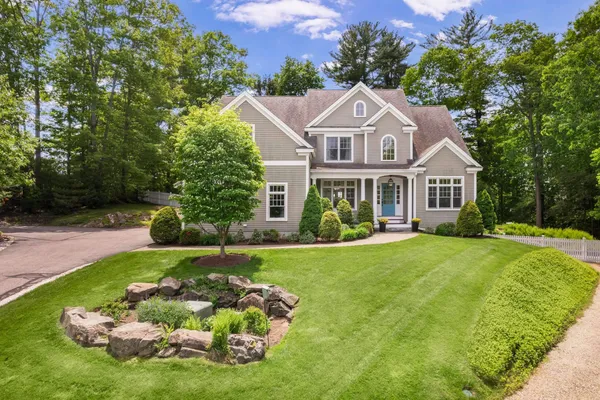 $1,795,000 | 5 Tudor Drive, Kittery, ME 03904
