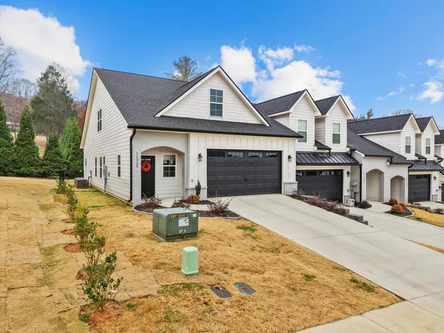 $419,900 | 11325 Cape View, Soddy Daisy, TN 37379