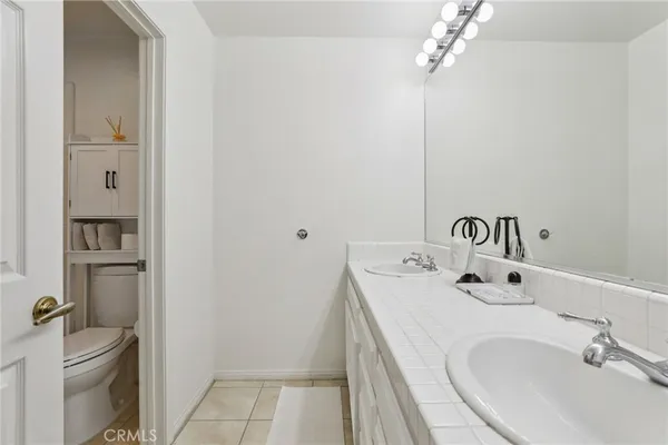 $1,850,000 | 1 Longbourn Aisle, Irvine, CA 92603