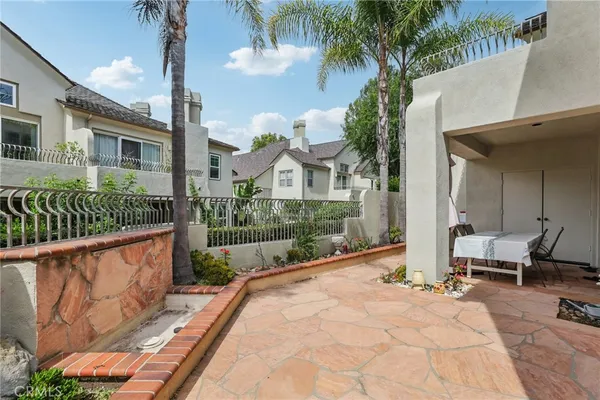 $1,850,000 | 1 Longbourn Aisle, Irvine, CA 92603