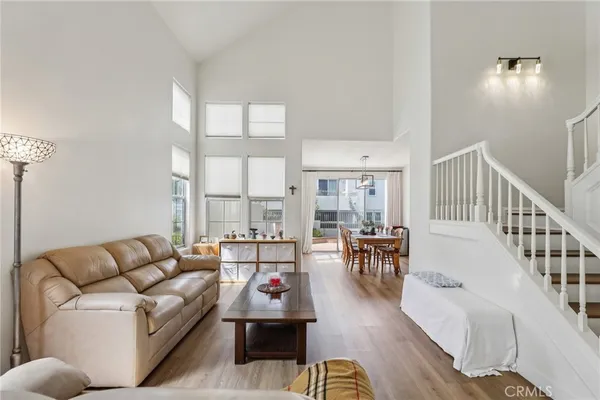 $1,850,000 | 1 Longbourn Aisle, Irvine, CA 92603