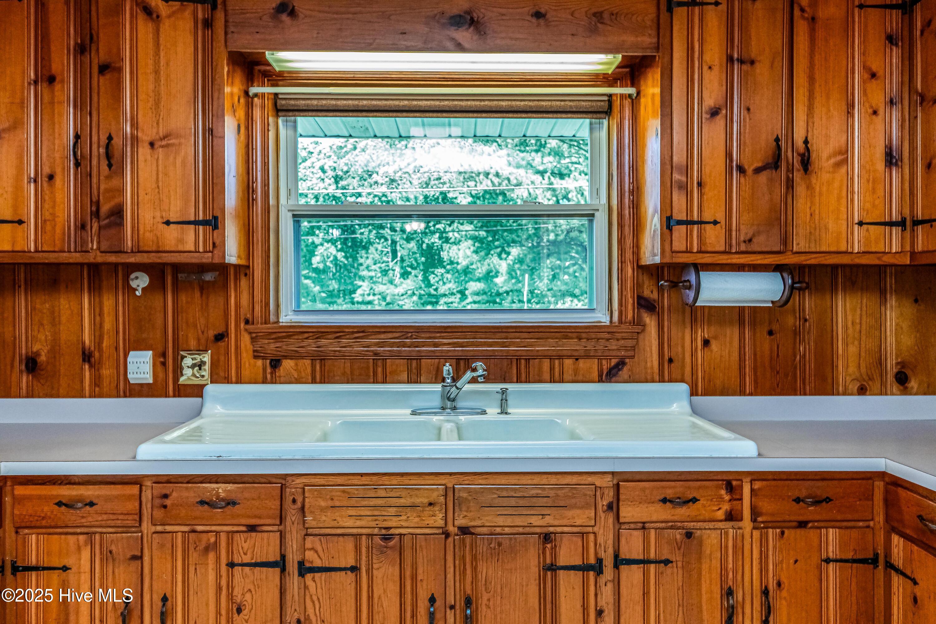 106 East New Hope Road Goldsboro, NC 27534 - Photo 7 of 42 IMG_4625-Edit