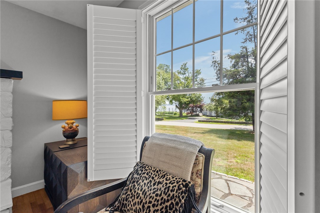 11 Stonegate Road Warren, RI 02885 - Photo 12 of 34