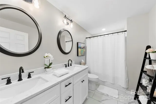 $369,900 | 411 South Battleground Avenue, Kings Mountain, NC 28086