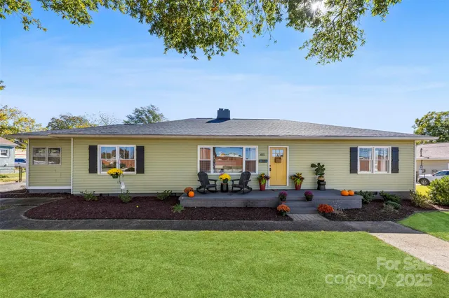 $369,900 | 411 South Battleground Avenue, Kings Mountain, NC 28086