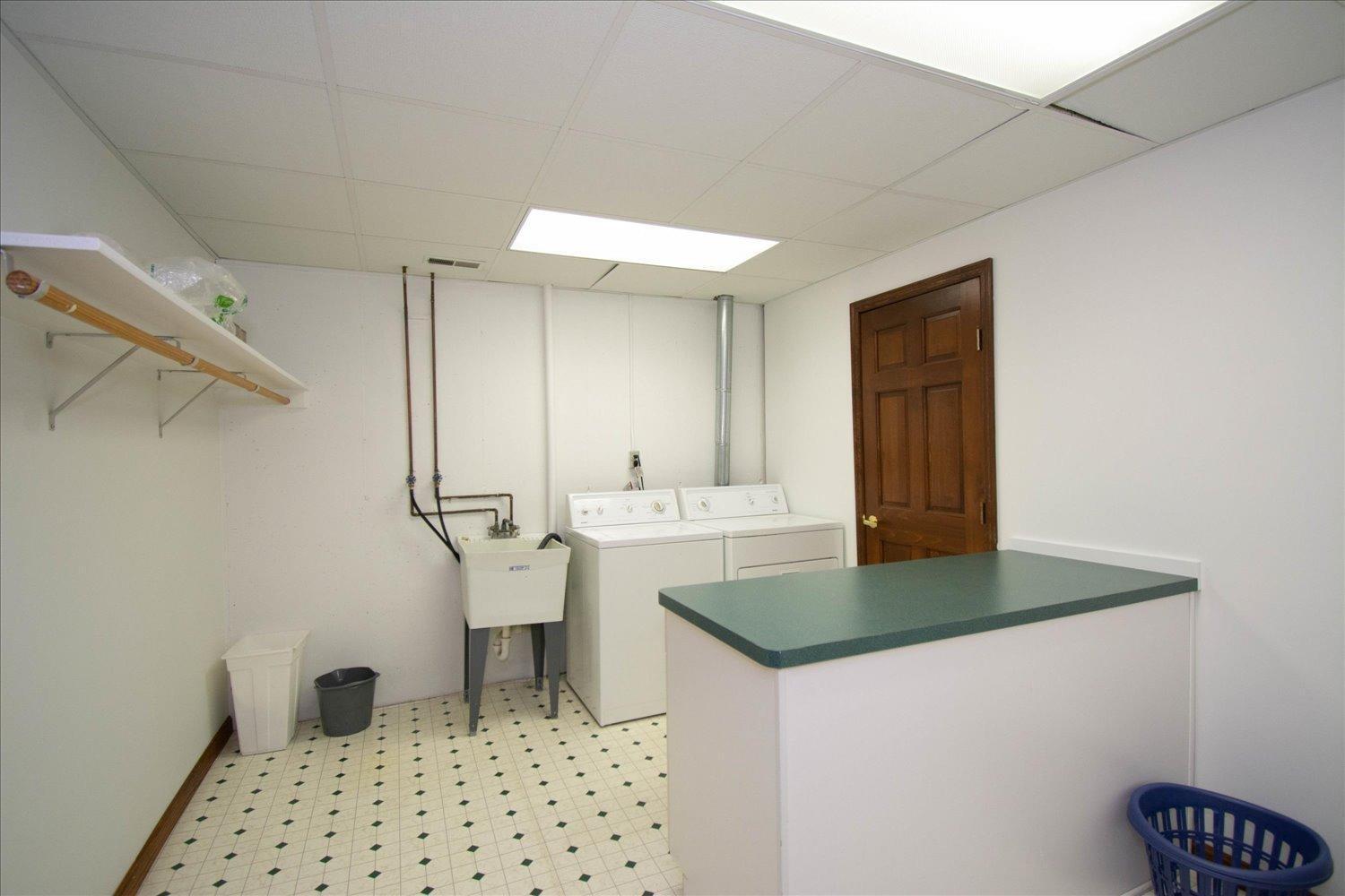 4914 Hubble Road Cincinnati, OH 45247 - Photo 42 of 49