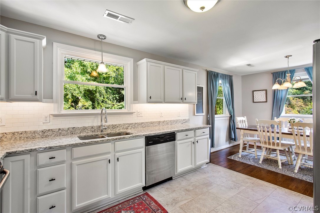 3012 Elmbrook Road Henrico, VA 23228 - Photo 8 of 32 Kitchen view to eat in area