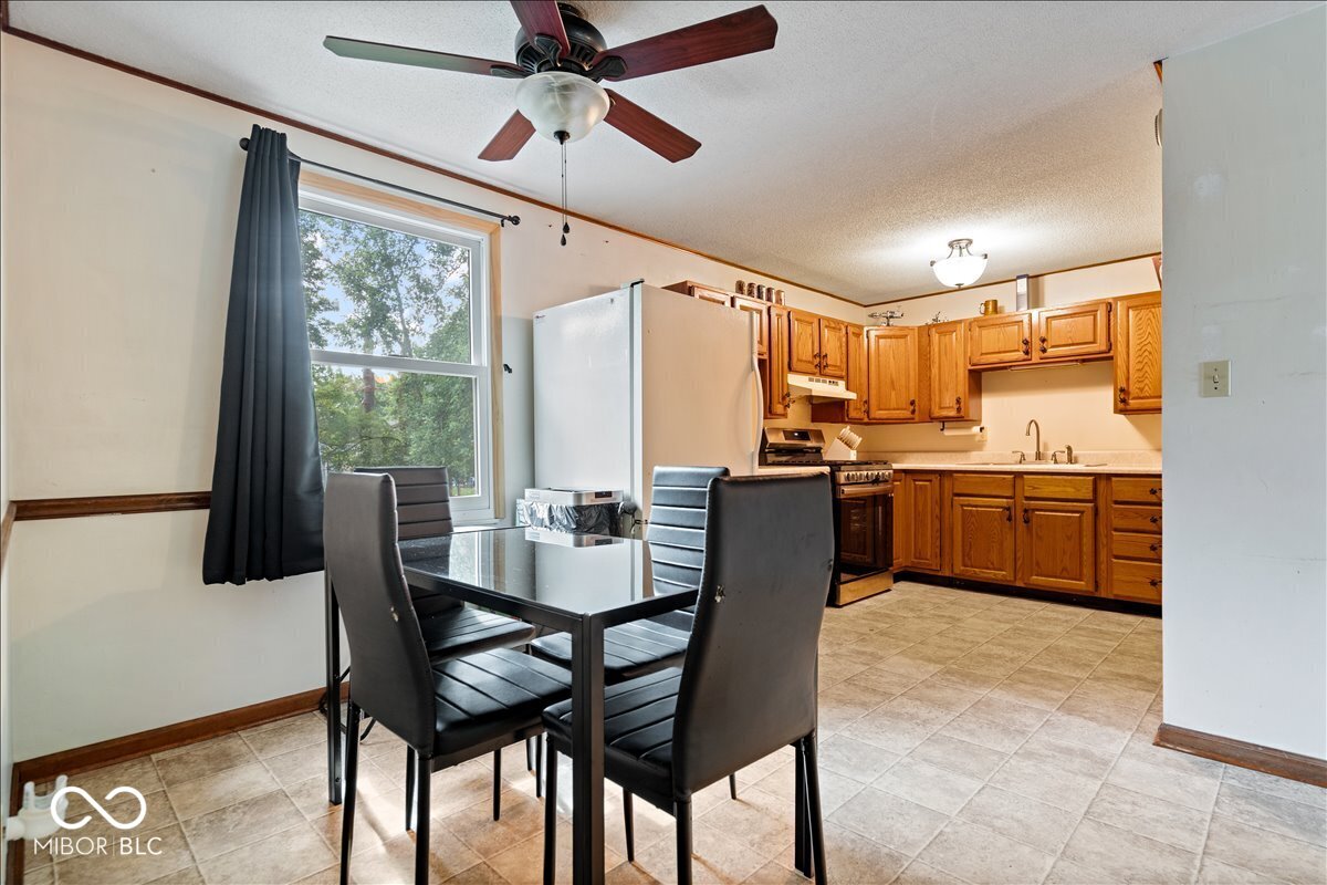 121 Coronado Road Indianapolis, IN 46234 - Photo 12 of 28
