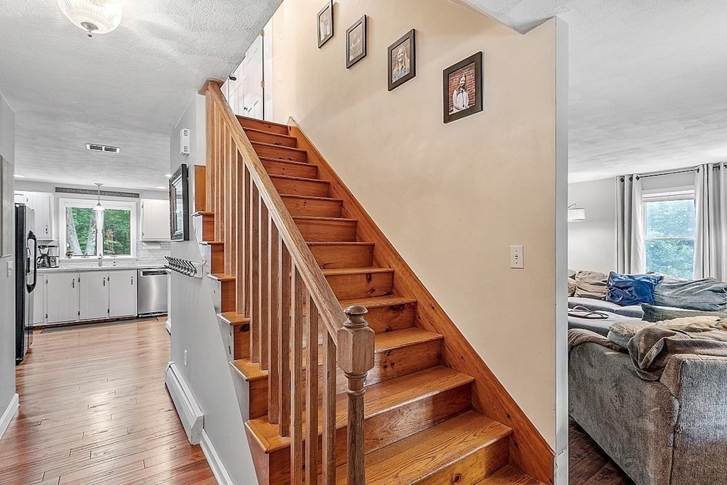 252 Brooks Station Road Princeton, MA 01541 - Photo 20 of 41