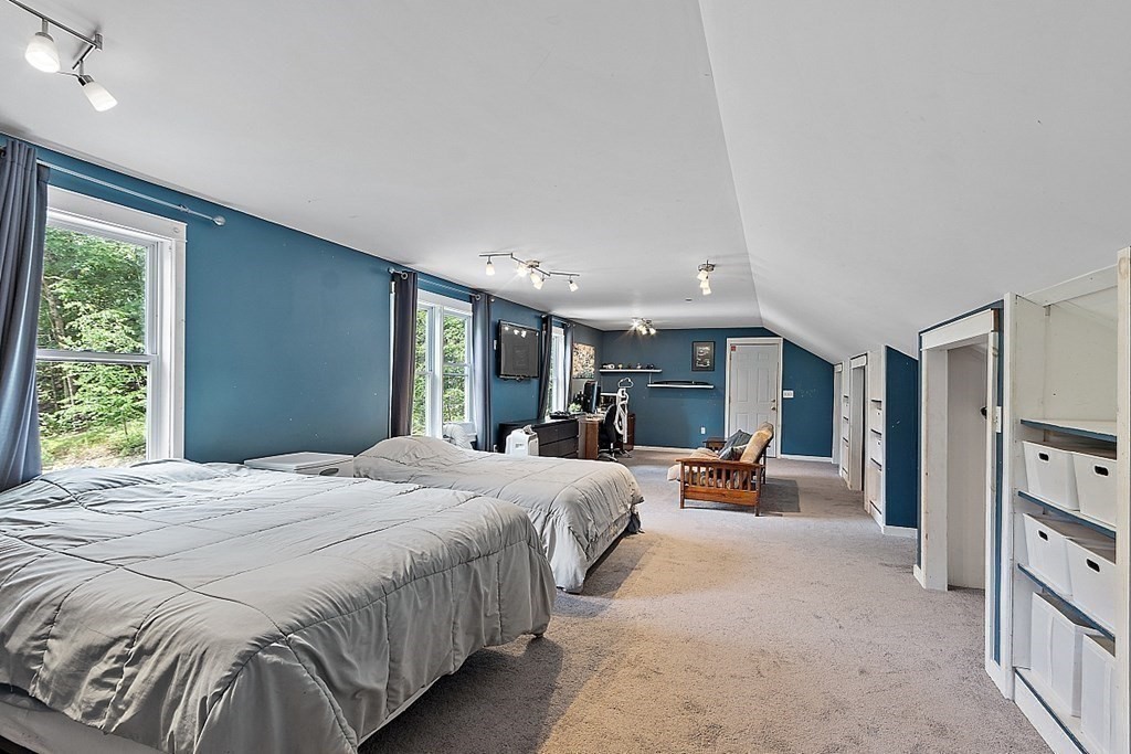 252 Brooks Station Road Princeton, MA 01541 - Photo 28 of 41