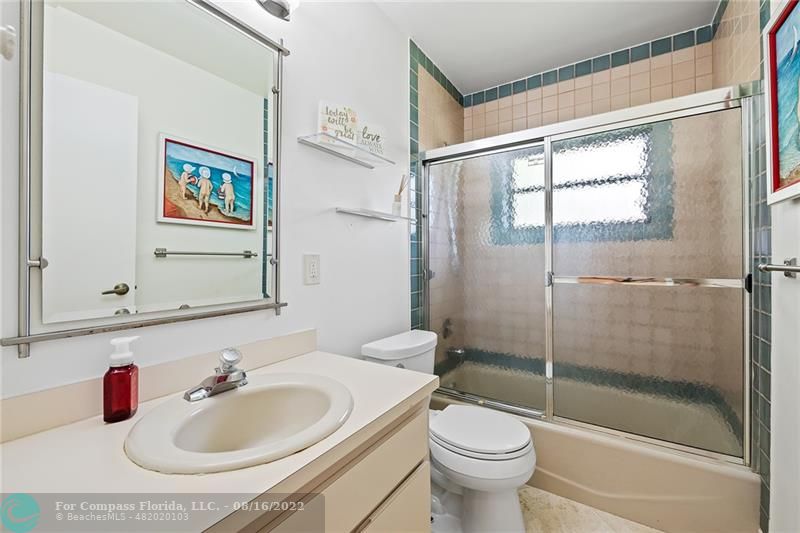 3401 North 31st Terrace Hollywood, FL 33021 - Photo 33 of 35 a bathroom with a sink toilet and shower