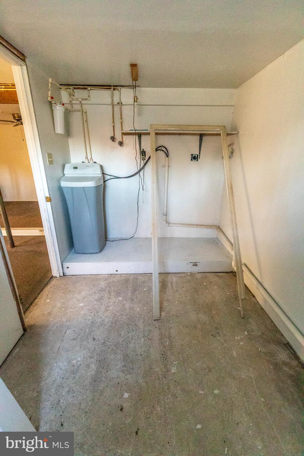 60 Policeman Club Road Falling Waters, WV 25419 - Photo 27 of 32 Lrg laundry area w/hookups + room for xtra storage