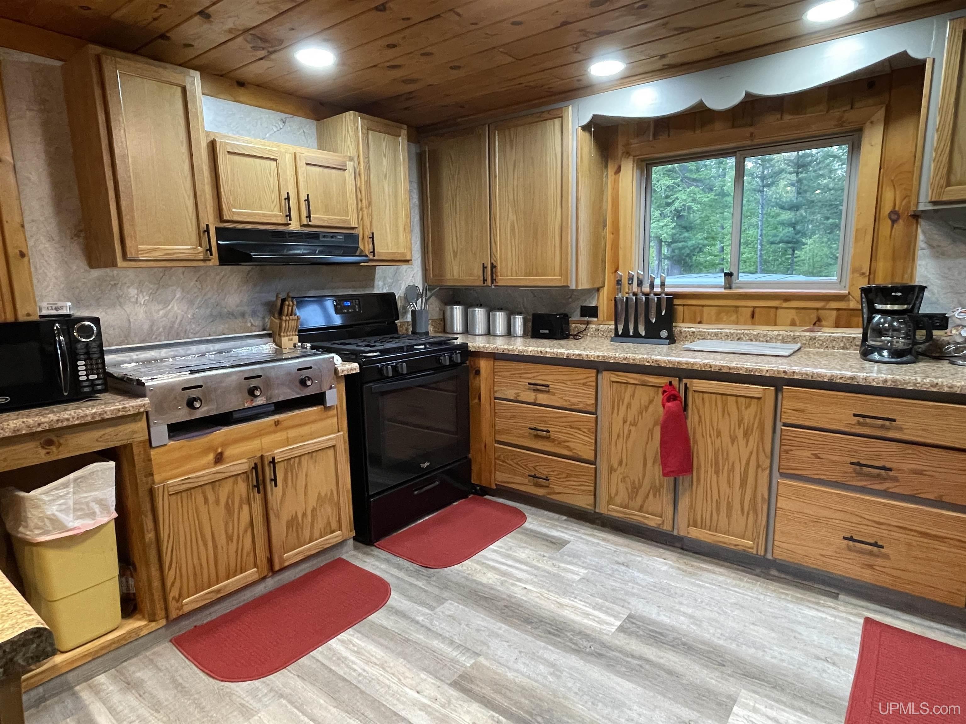 6627 West Co Road Manistique, MI 49854 - Photo 11 of 33