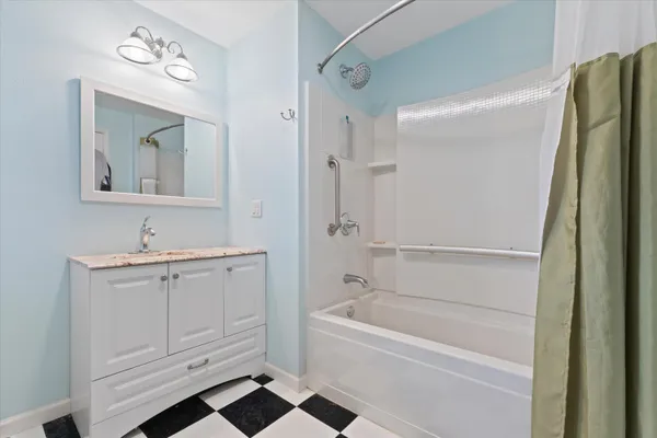 $475,000 | 663 South Division Street, Port Washington, WI 53074