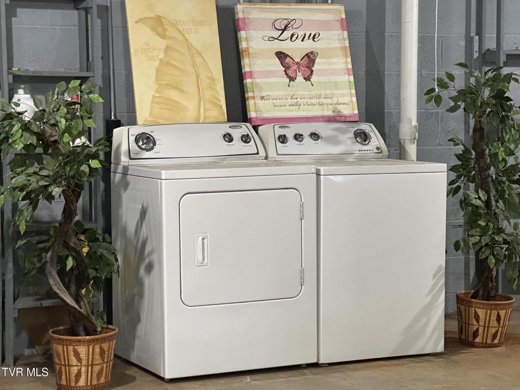 4617 Old Stage Road Kingsport, TN 37664 - Photo 63 of 122 Laundry