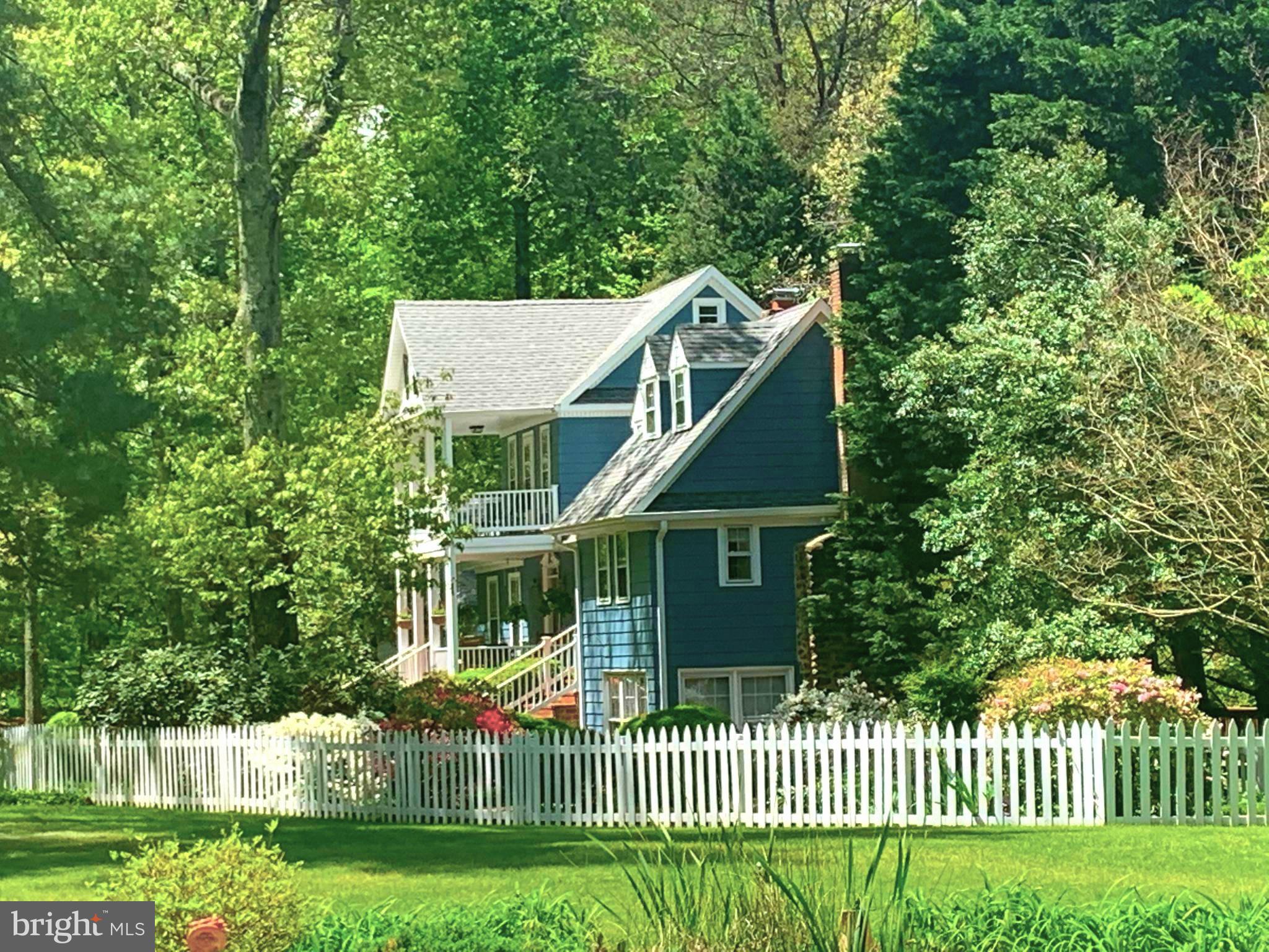 1895 German Chapel Road Prince Frederick, MD 20678 - Photo 64 of 90 There's even a white picket fence!