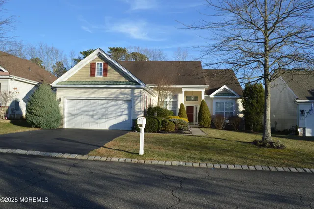 $549,000 | 10 Fenwick Lane, Barnegat, NJ 08005