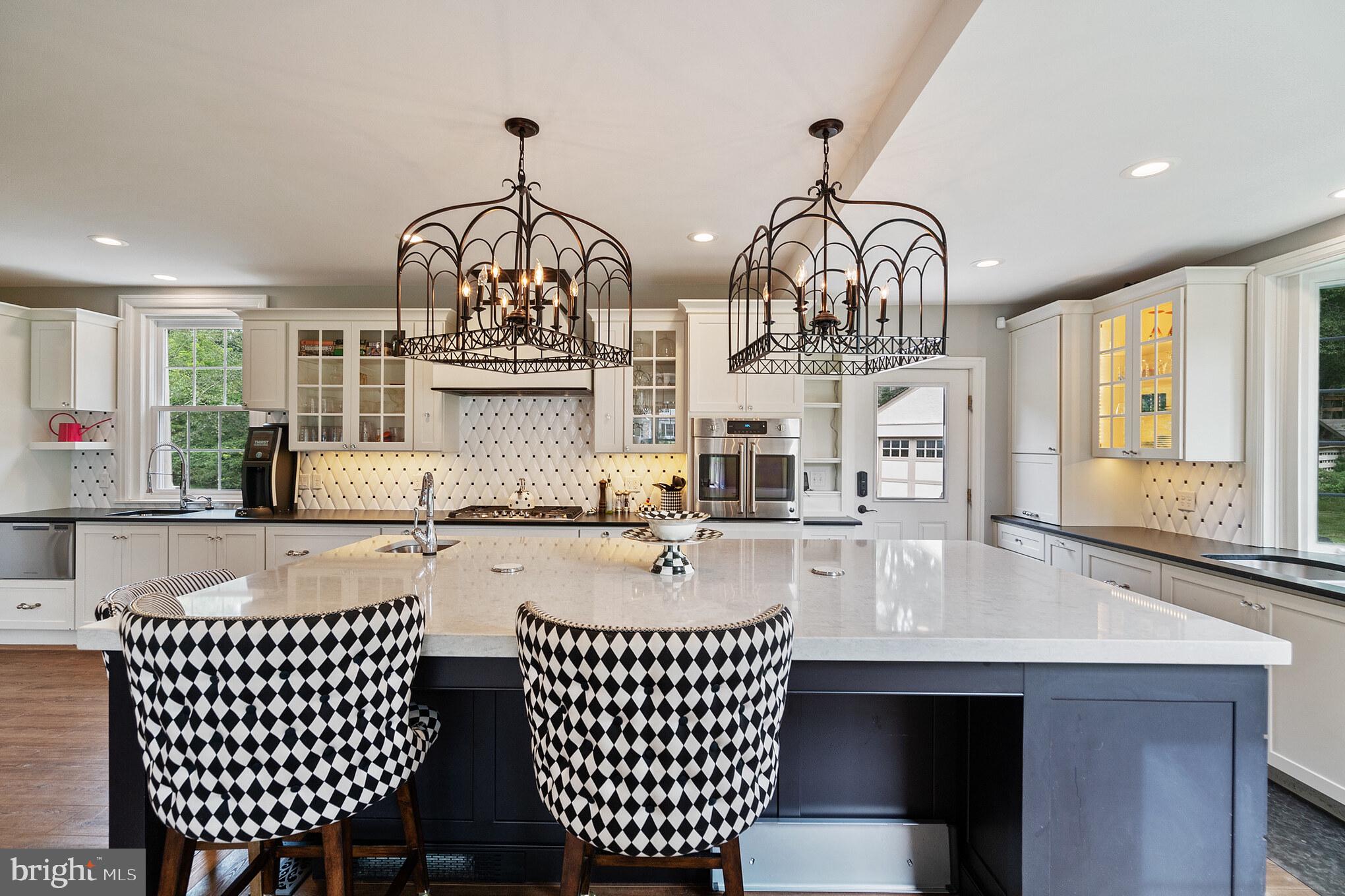 246 Chester Road Devon, PA 19333 - Photo 5 of 42 Huge Island, great for entertaining!