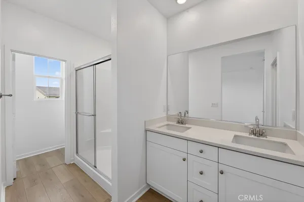 $439,990 | 33185 Opal Glass Drive, Winchester, CA 92596