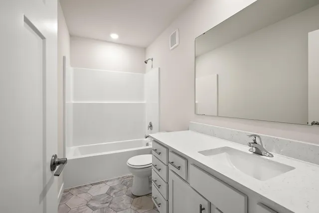 $363,900 | 7706 Birch Street, Clear Lake, MN 55319