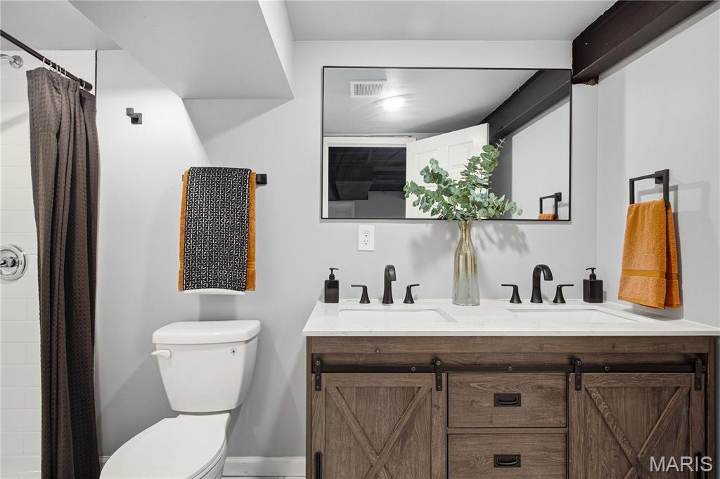 12285 Wensley Road Florissant, MO 63033 - Photo 30 of 38 Gallery Image 30