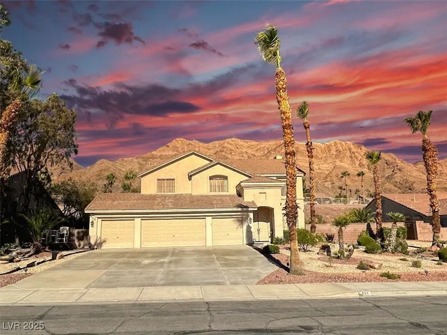 $739,999 | 956 Sugar Springs Drive, Las Vegas, NV 89110