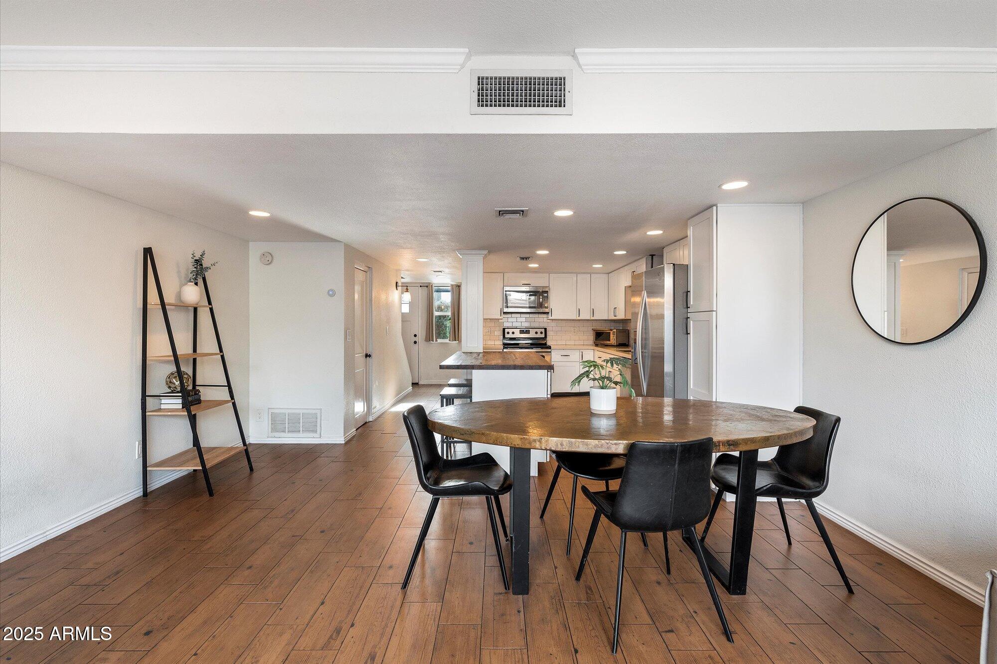 Kitchen 6