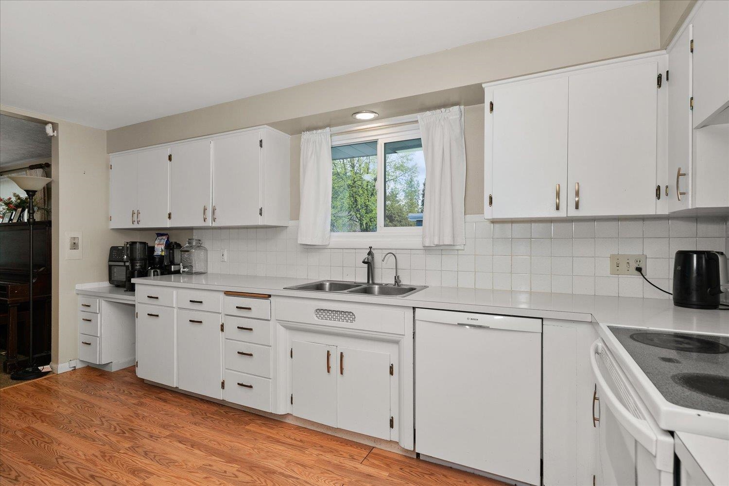 1706 South McCabe Road Spokane Valley, WA 99216 - Photo 14 of 39