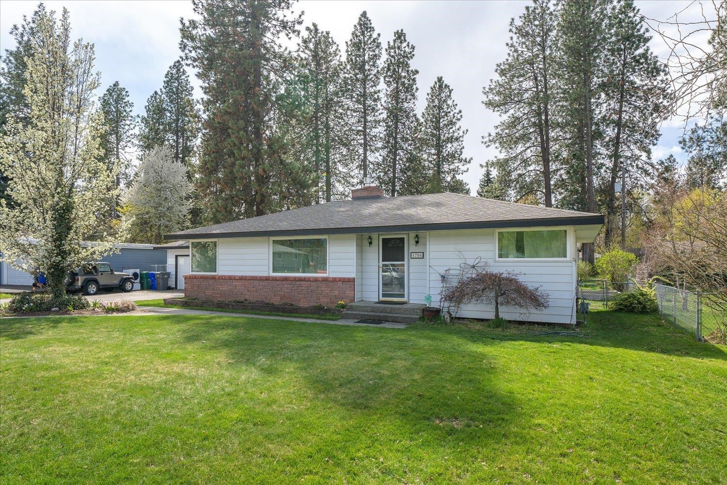 1706 South McCabe Road Spokane Valley, WA 99216 - Photo 5 of 39