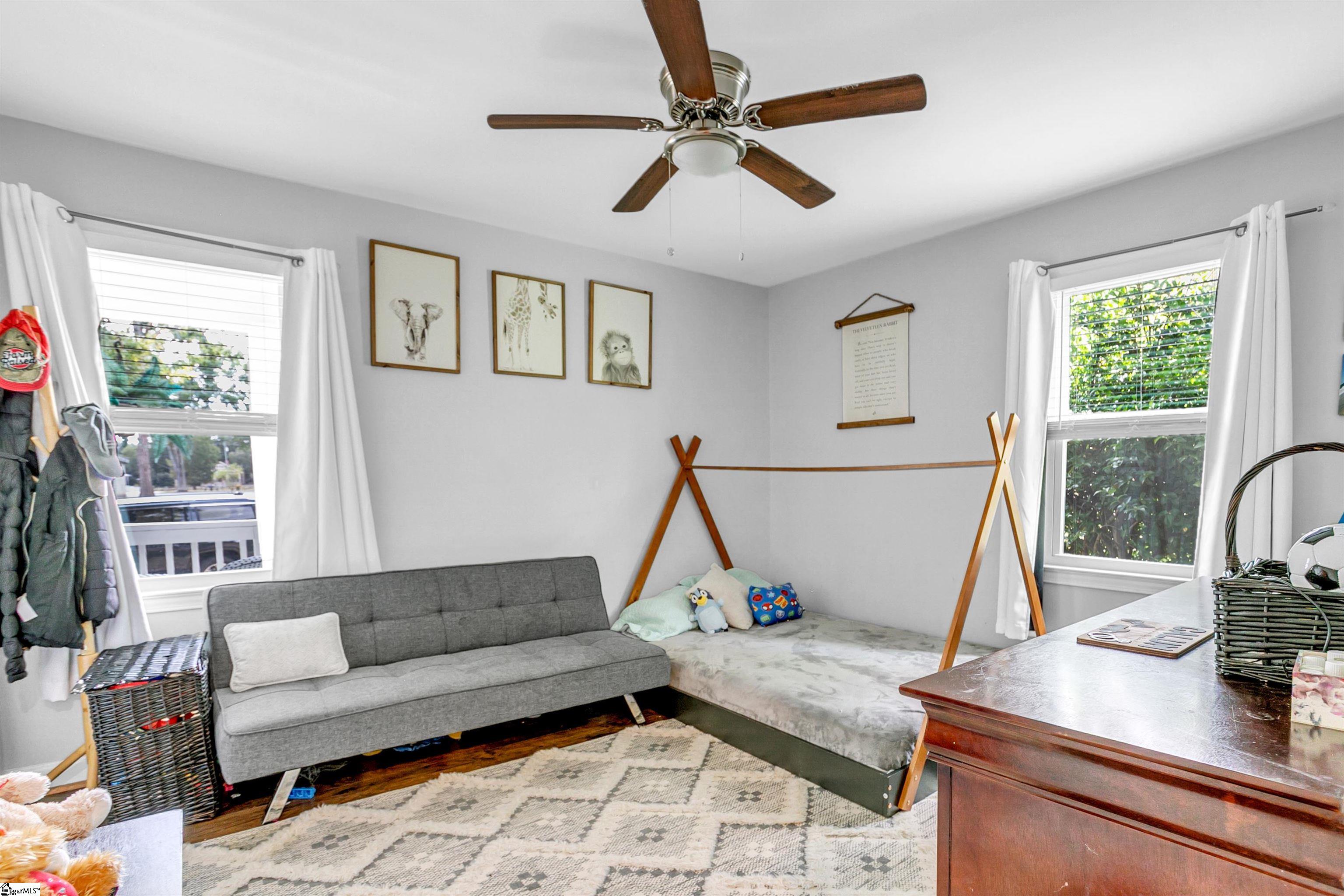 613 East Florida Street Clinton, SC 29325 - Photo 14 of 30