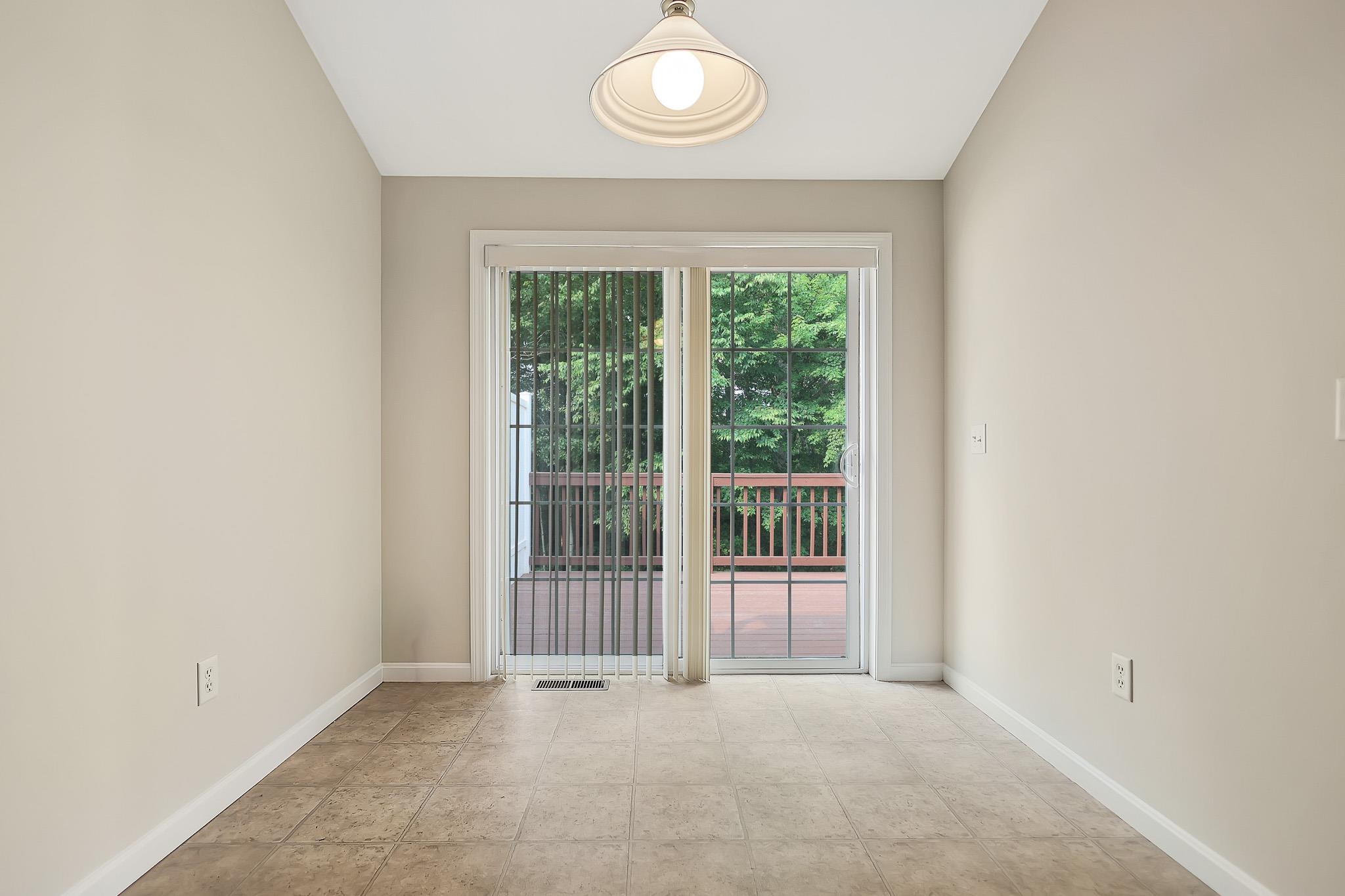 35 Forrest Street, Unit 35 Hampstead, NH 03826 - Photo 10 of 27