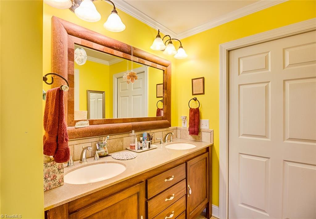 1497 Turner Road Lexington, NC 27292 - Photo 8 of 27 Gallery Image 8