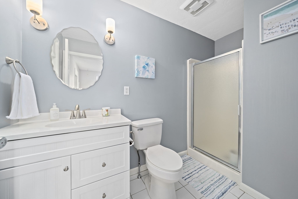 36 Maple Street, Unit 36 Canton, MA 02021 - Photo 18 of 40