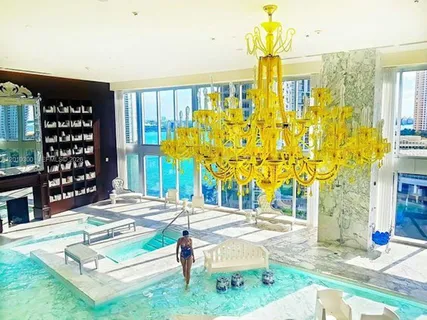 $885,000 | 495 Brickell Avenue, Unit 3710, Miami, FL 33131