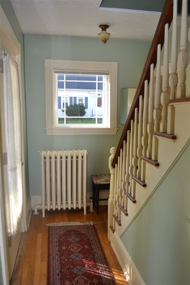 34 Rogers Road Kittery, ME 03904 - Photo 9 of 31 Gallery Image 9
