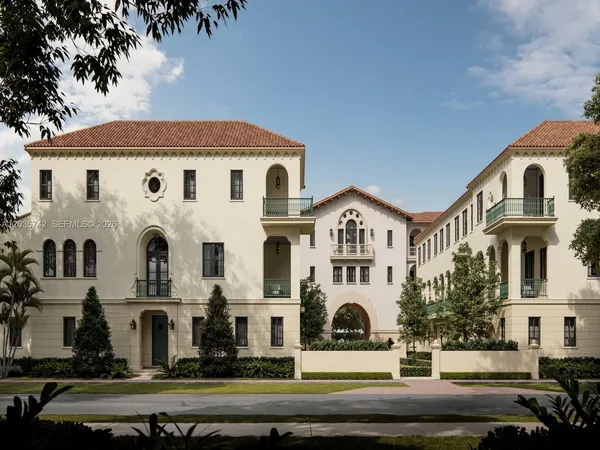 $3,999,000 | 504 Malaga Avenue, Unit T6, Coral Gables, FL 33134